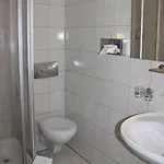 1a 3*