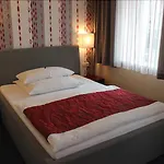 1a Ξενοδοχείο 3*