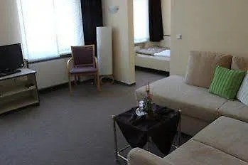 Hotel 1a