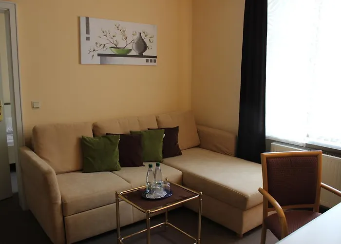 1a 3* צוויקאו