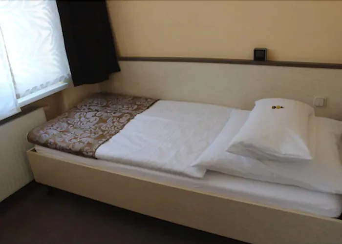 Hotell 1a 3*